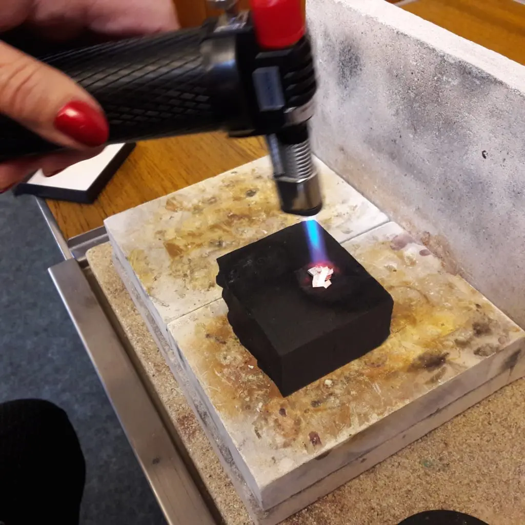 Jewellery making course at Gartmore House