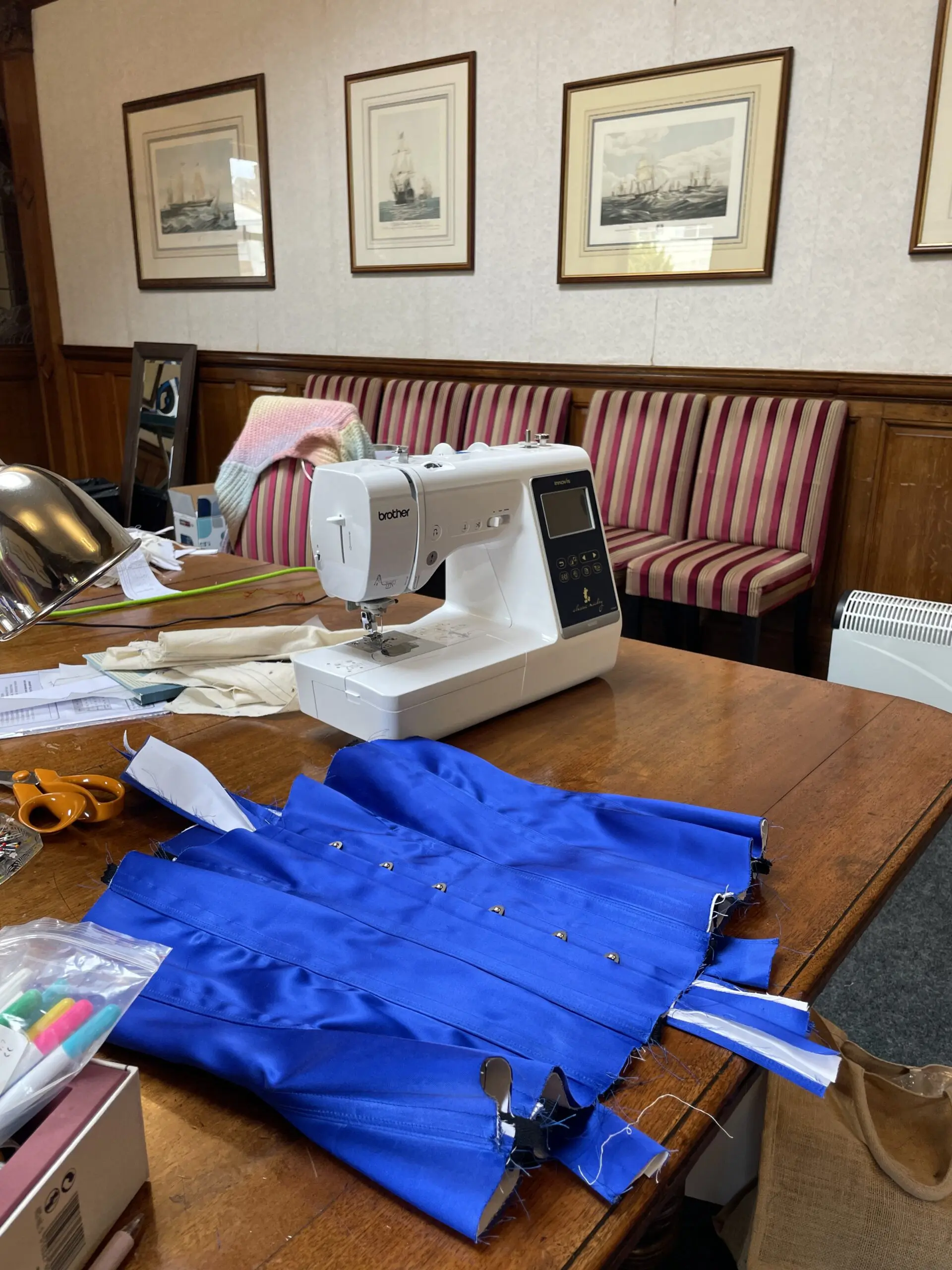 Corsetry_item+Sewing_machine